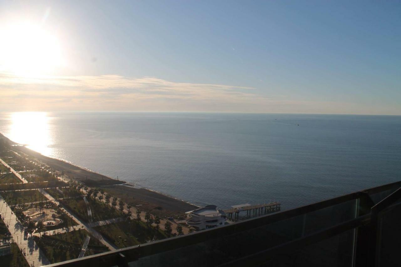 Coast Batumi Apart Hotel Exterior foto